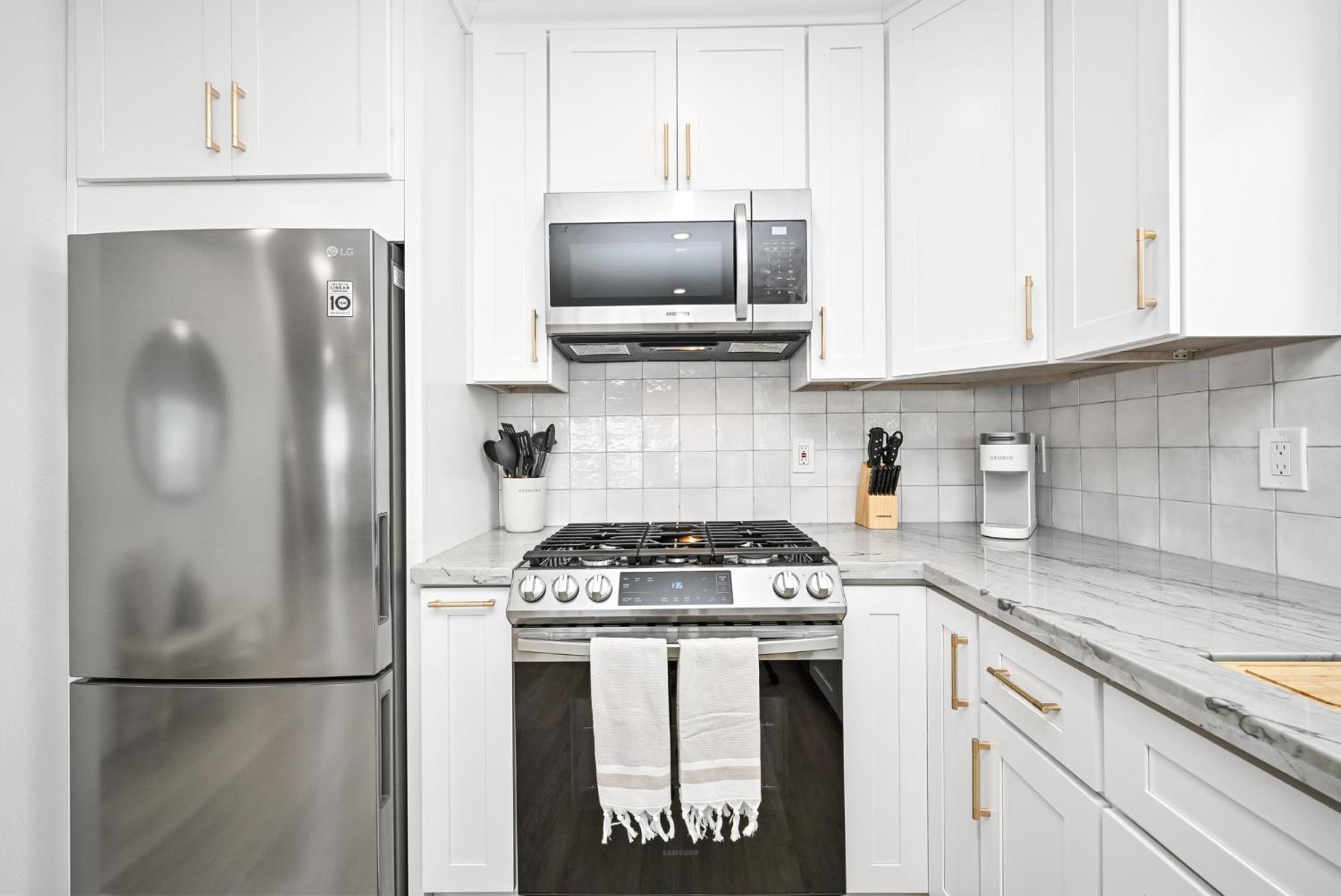 Brand New Home By The Beach & Historic Sunset Water Tower Sunset Beach Bagian luar foto